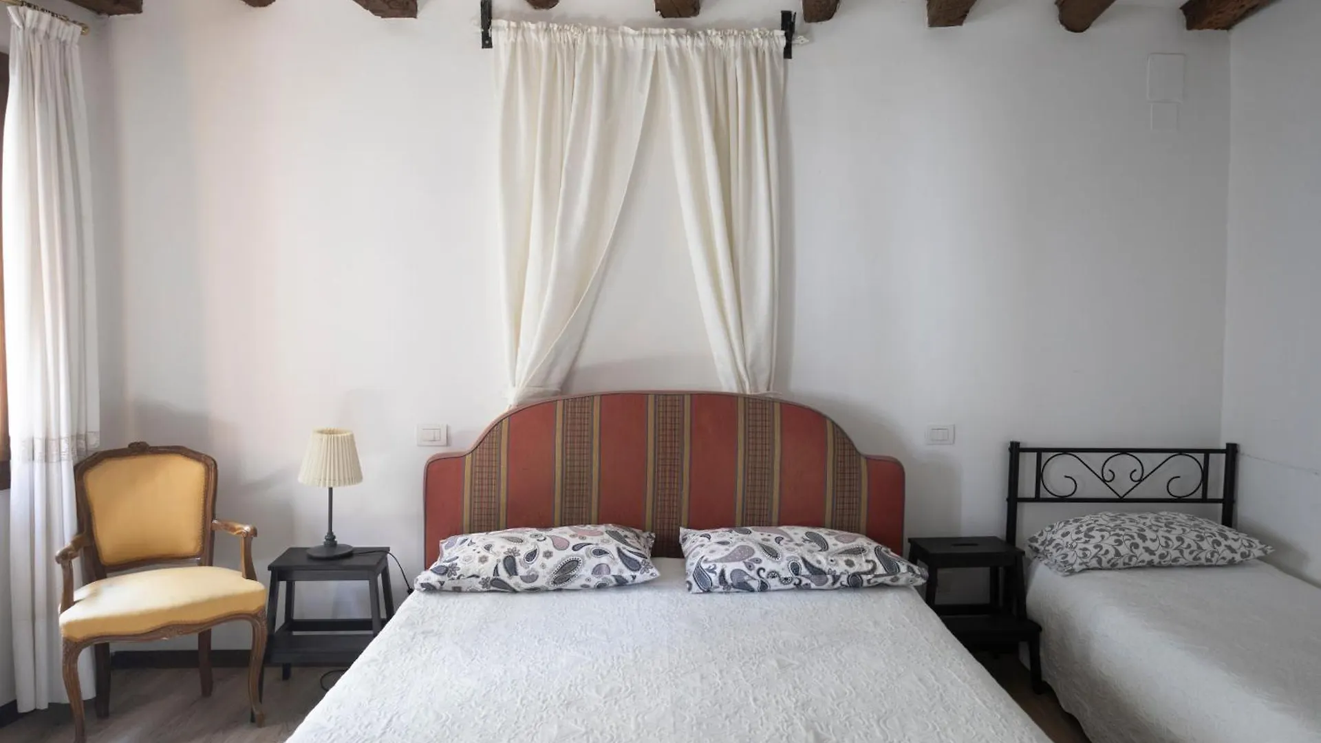Apartment Ferienwohnung San Luca 1836 Venedig
